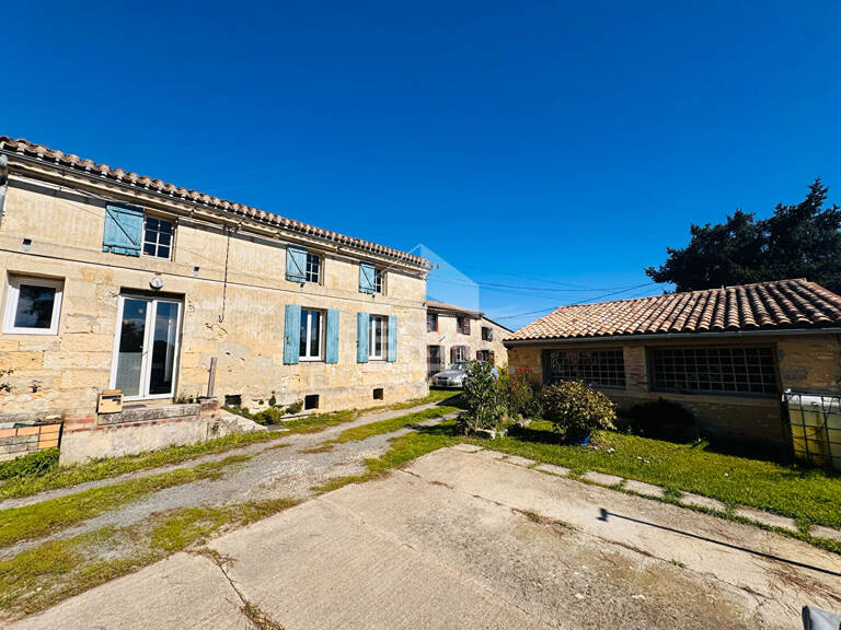 Ensemble immobilier de deux maisons à Mombrier — photo 1