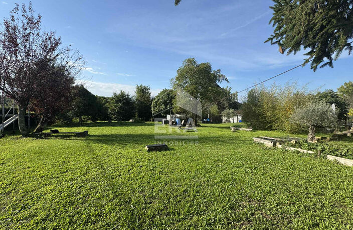 Ensemble immobilier de deux maisons à Mombrier — photo 5