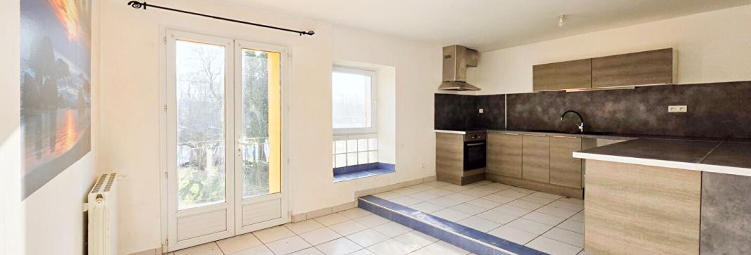 Maison 9 Pièces 186 m² à vendre à L'Isle-sur-le-Doubs (25250)