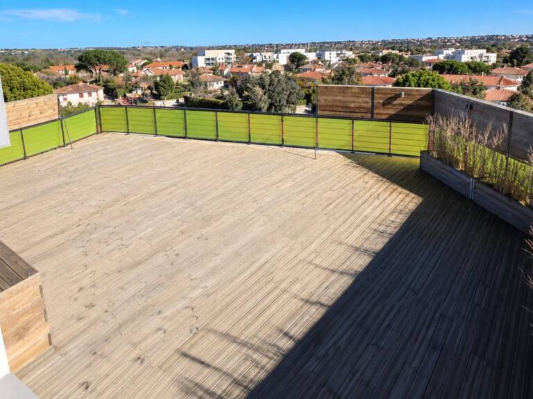 A VENDRE APPARTEMENT T4 DERNIER ETAGE AVEC TERRASSE EXCEPTIONNELLE DE 150M² — photo 1