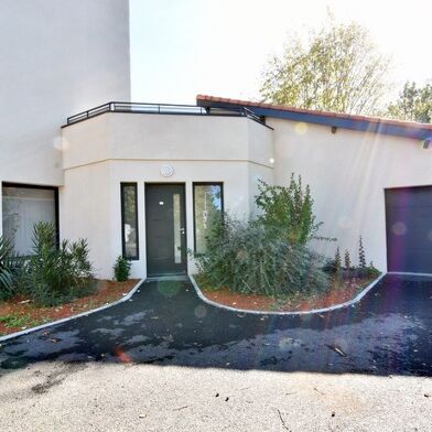 Appartement 4 pièces 569000 €