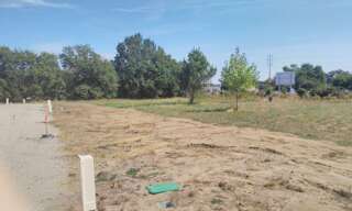 Terrain  853 m² à vendre à Saint-Pierre-du-Mont (40280)