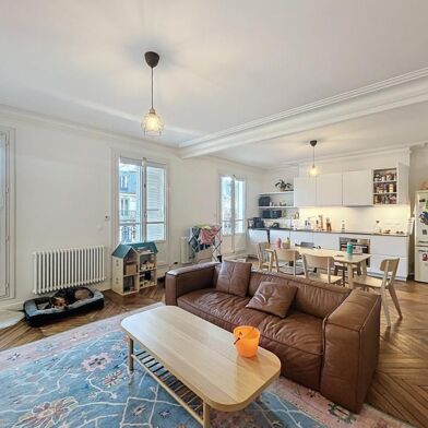 Appartement 5 pièces 5723 €