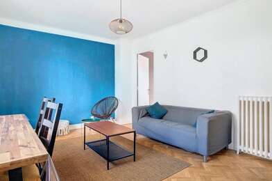 Appartement 3 pièces 720 €