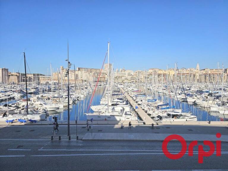 Grand et beau Type 3 sans vis à vis avec vue imprenable sur le Vieux Port — photo 1