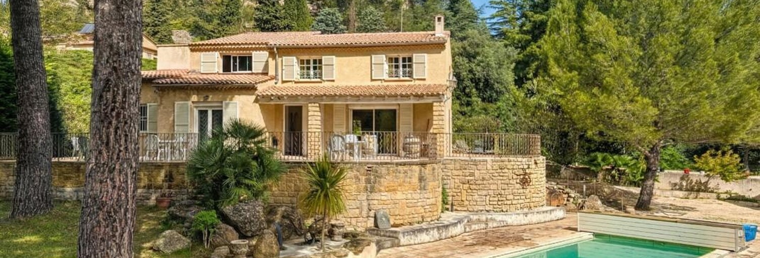 Maison 6 Pièces 210 m² à vendre à Pujaut (30131)