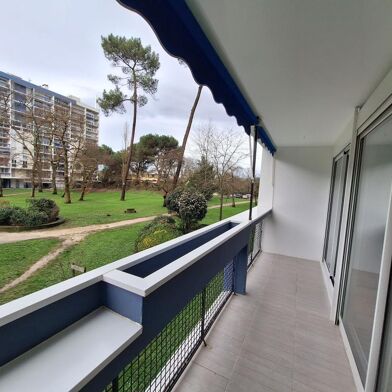 Appartement 4 pièces 1240 €