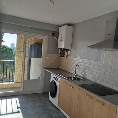 Appartement 3 pièces 104000 €