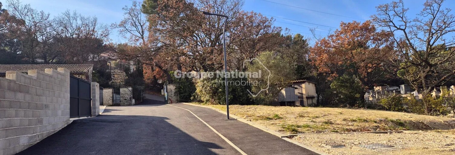 Terrain  354 m² à vendre à Châteauneuf-de-Gadagne (84470)