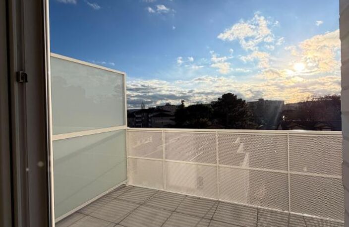 Appartement À Vendre — photo 2