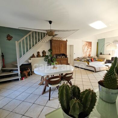 Maison 6 pièces 284000 €