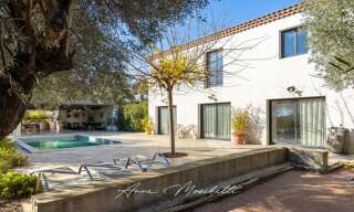 Maison 6 Pièces 160 m² à vendre à Ceyreste (13600)