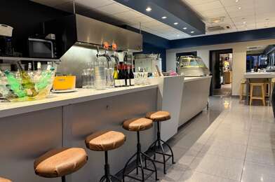 Commerce 4 pièces 123200 €