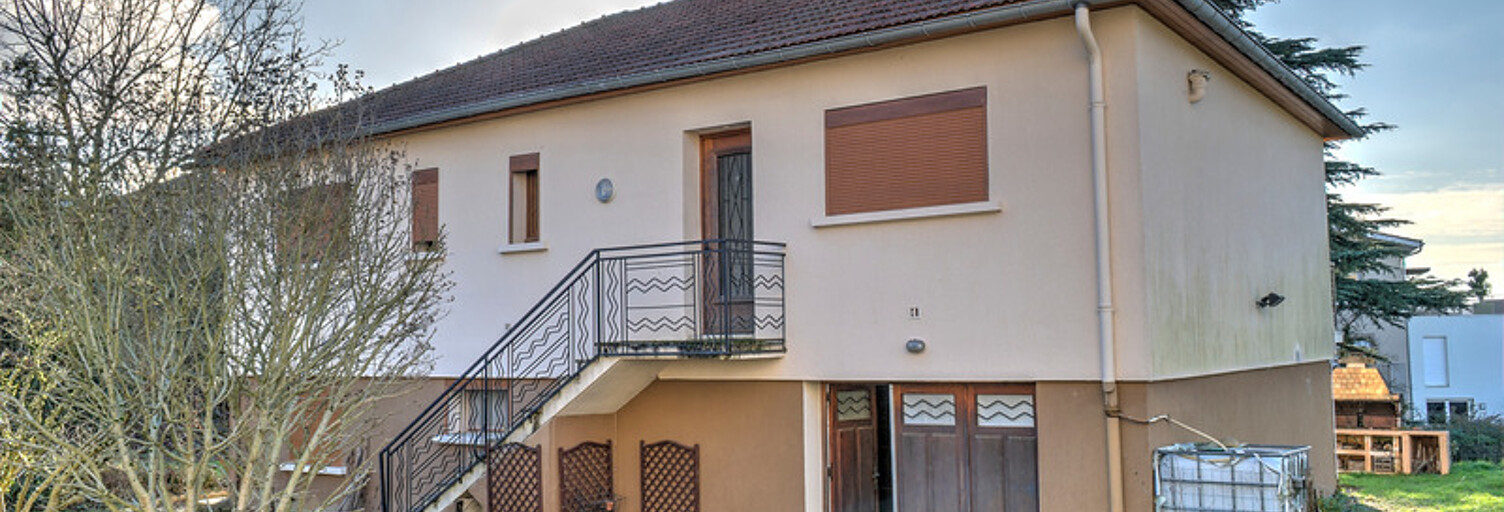 Maison 7 Pièces 141 m² à vendre à Genay (69730)