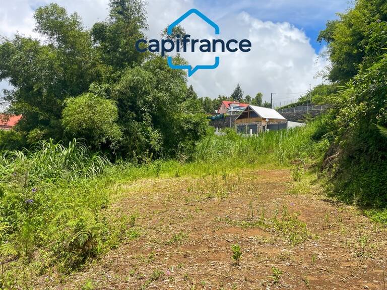 Terrain à vendre – 1800 m² – Saint-Denis (Le Brûlé) — photo 1