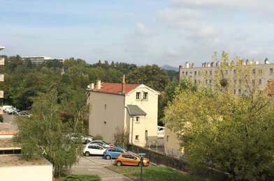 Appartement 2 pièces 910 €