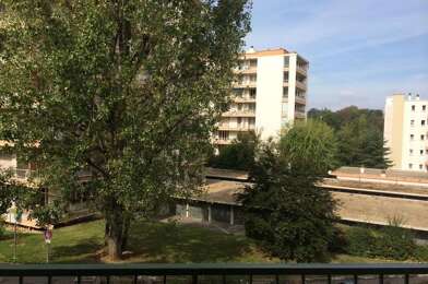 Appartement 2 pièces 910 €