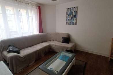 Appartement 4 pièces 880 €