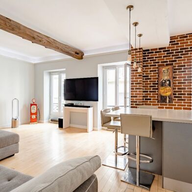 Appartement 1 pièces 1050 €