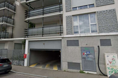 Garage  52 €