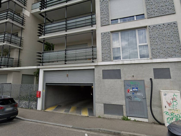 Une place de parking à louer — photo 1