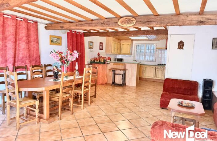 CALLIAN_ Opportunité investisseur, Vente en viager occupé sans rente  Zone UF _ Maison 118m² sur une parcelle de 1547m² — photo 3