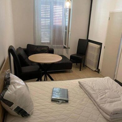 Appartement 5 pièces 550 €