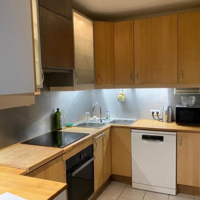 Appartement 5 pièces 3300 €