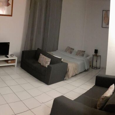 Appartement 1 pièces 850 €