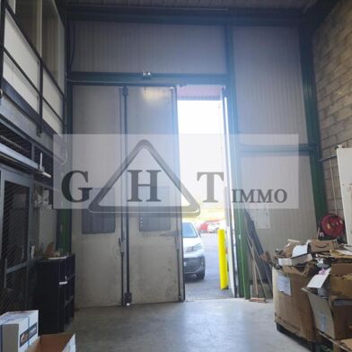 Local industriel  720000 €