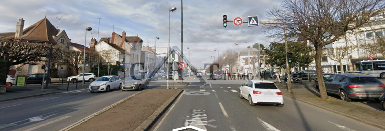Commerce  388 m² à vendre à Melun (77000)
