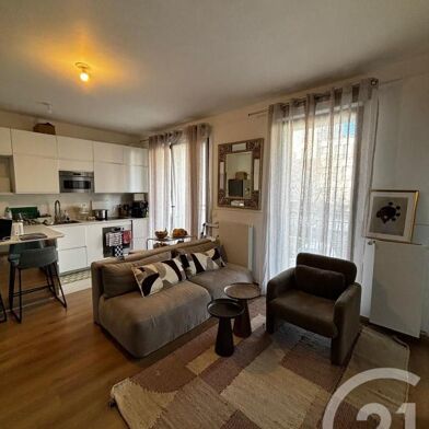 Appartement 3 pièces 1250 €
