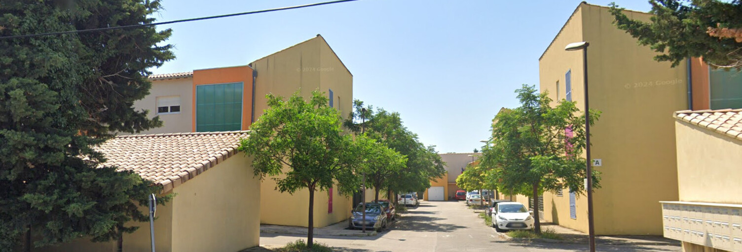 Commerce  15 m² à louer à L'Isle-sur-la-Sorgue (84800)