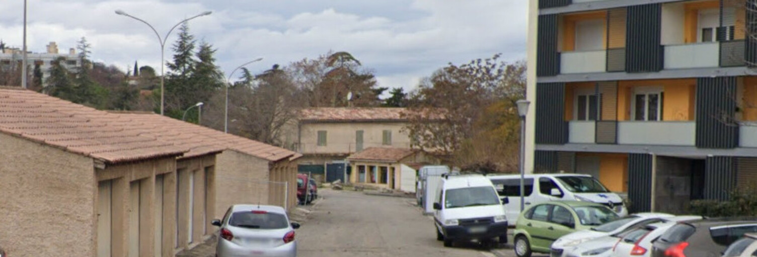 Commerce  13 m² à louer à Apt (84400)