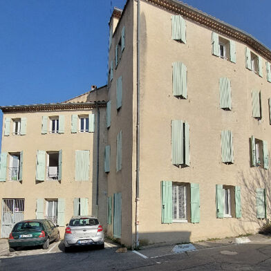 Appartement 4 pièces 637 €