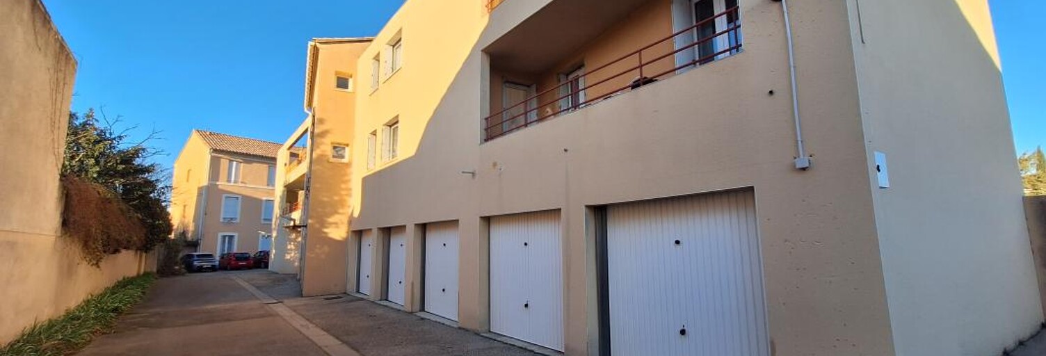 Commerce  15 m² à louer à Pernes-les-Fontaines (84210)