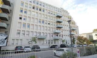 Garage  12 m² à louer à Nîmes (30900)