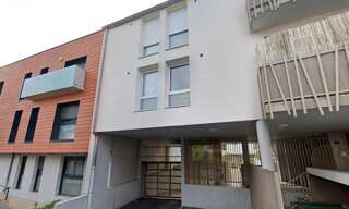 Garage  15 m² à louer à Nîmes (30000)