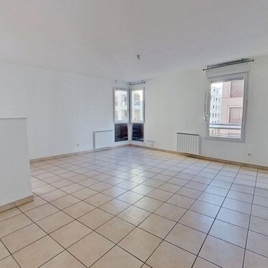 Appartement 3 pièces 240000 €