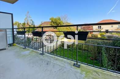 Appartement 4 pièces 220500 €