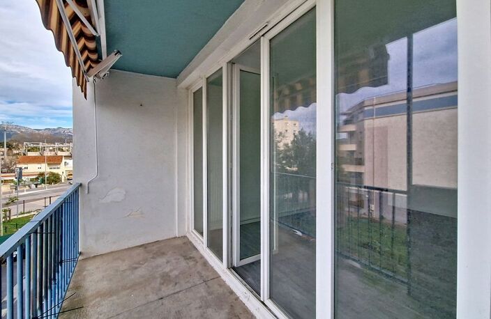 Appartement de type 4 pièces avec cave — photo 4