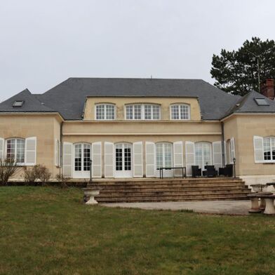 Maison 8 pièces 600000 €
