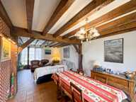 JOUY-LE-POTIER – 7 PIÈCES, 6 CHAMBRES, BEAU TERRAIN : UN BEAU POTENTIEL À PERSONNALISER ! — photo 2
