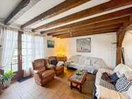 JOUY-LE-POTIER – 7 PIÈCES, 6 CHAMBRES, BEAU TERRAIN : UN BEAU POTENTIEL À PERSONNALISER ! — photo 4