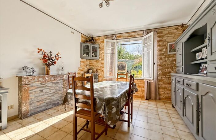 À VENDRE - MAISON DE VILLAGE  - EYRAGUES — photo 5