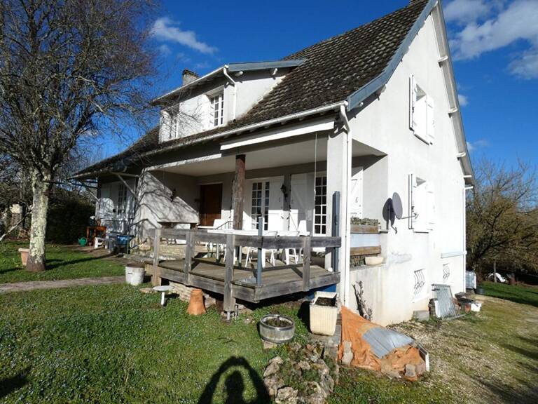 Maison 150 m2 /4 chambres / sous-sol 127m² / terrain 1480m² — photo 1
