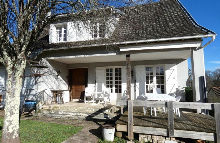 Maison 150 m2 /4 chambres / sous-sol 127m² / terrain 1480m² — photo 2