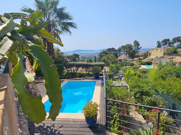 VILLA TOULON OUEST - LES 4 CHEMINS DES ROUTES — photo 1