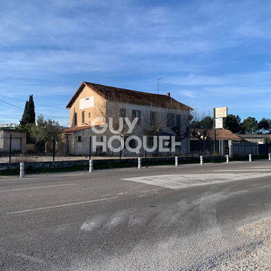 Local industriel 3 pièces 330000 €