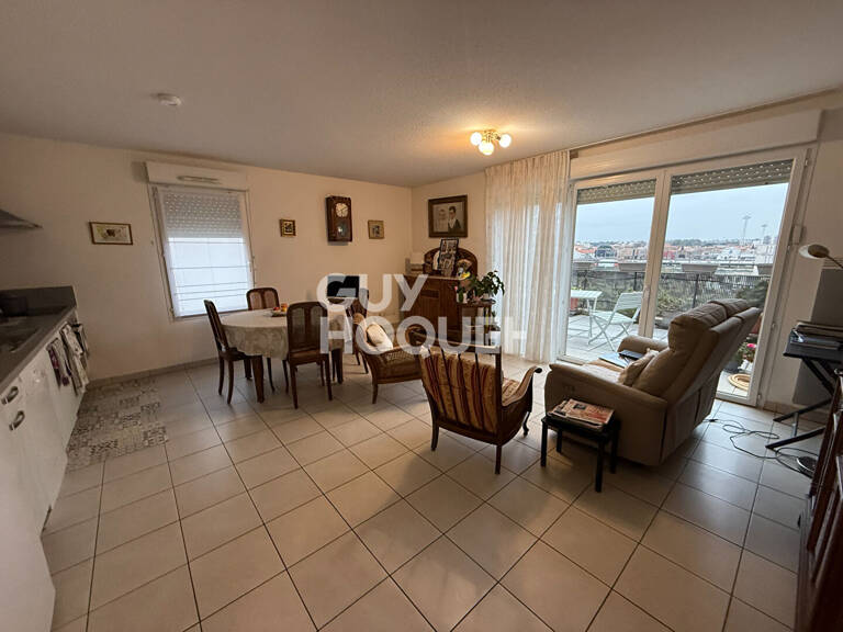Appartement T3 vendu Loué, 67 m² avec terrasse + garage. EXCLUSIVITE pour INVESTISSEUR  A vendre à Perpignan (66000) Quartier ST ASSISCLE — photo 1
